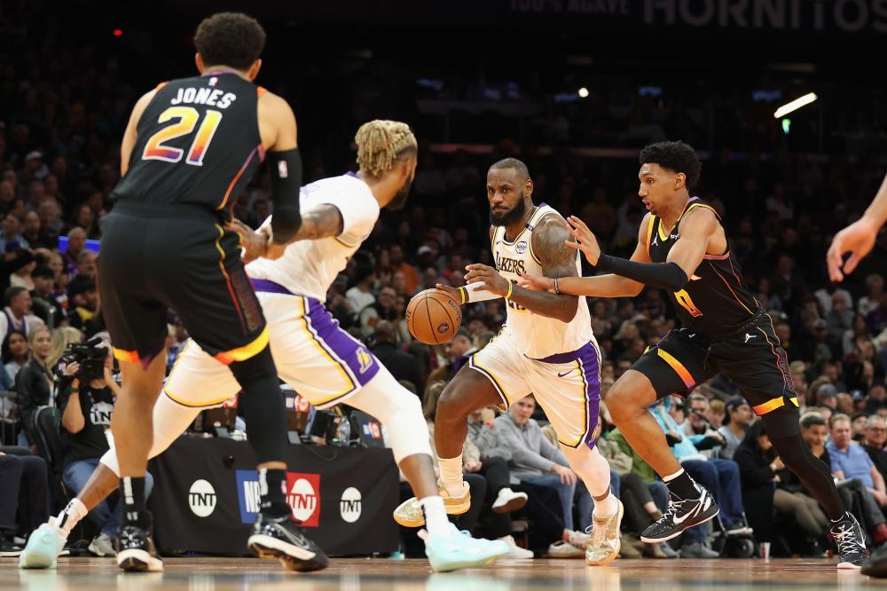 动对手在前 动对手在前