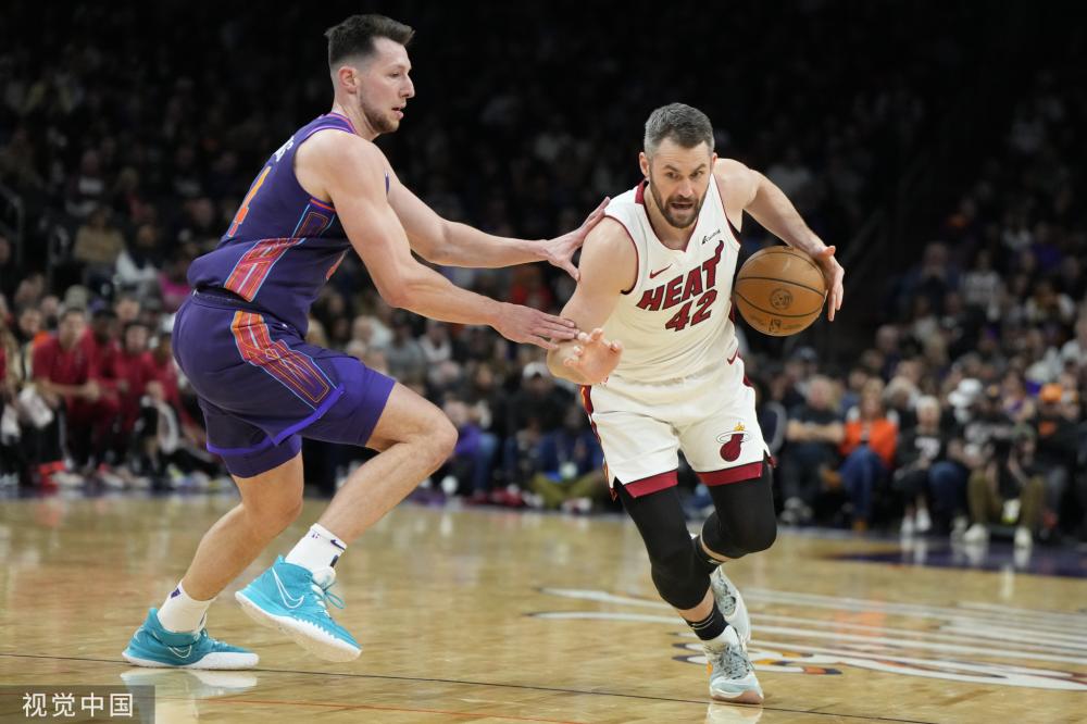 中国足球的 中国足球的